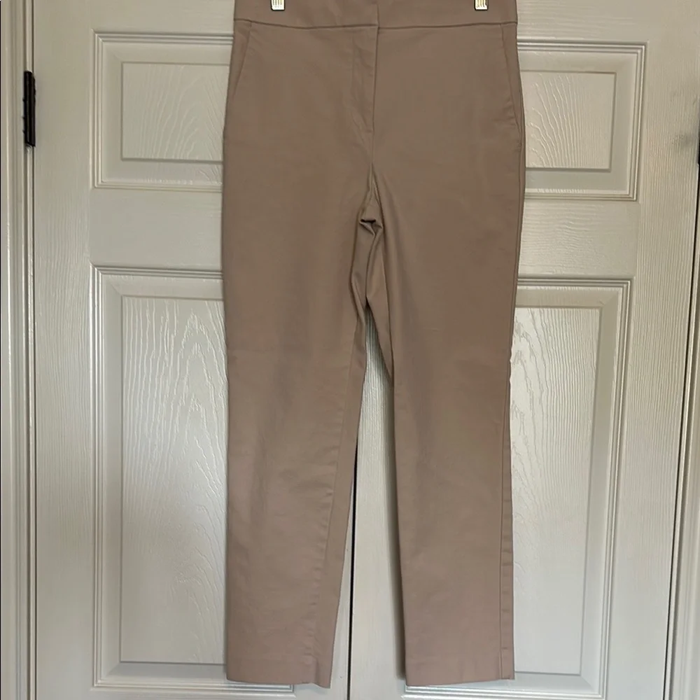 Ann Taylor The Ankle Midrise Cropped Pant size 2 - Picture 3 of 12